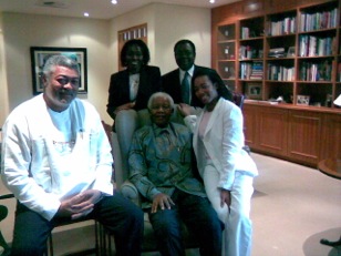The Rawlings family pose with President Mandela